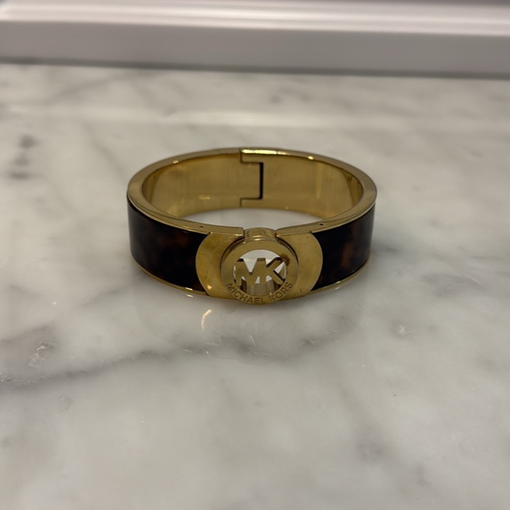 Michael Kors Tortoise Bracelet